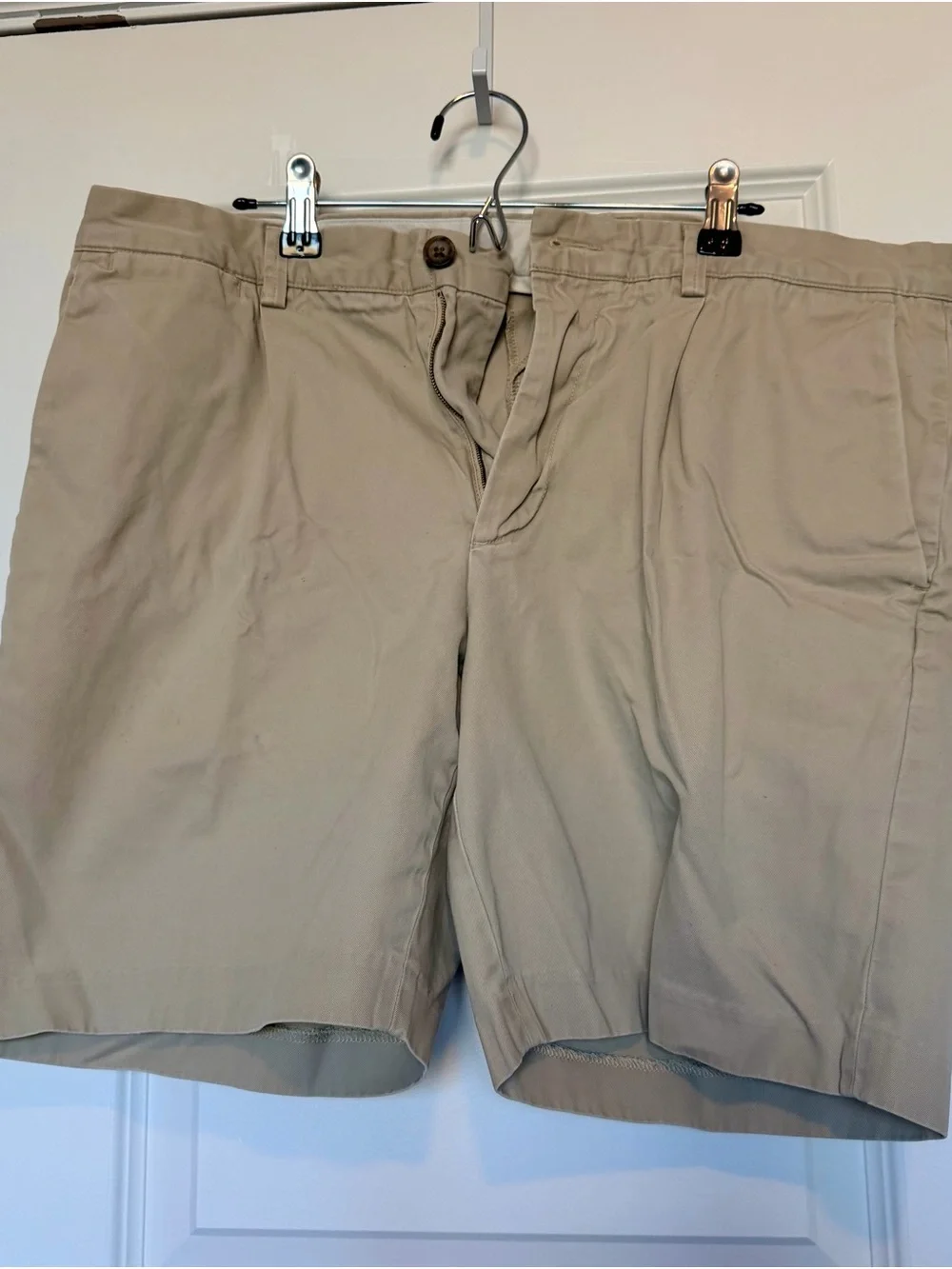 J. Crew Men's Tan Flat-Front Stretch Cotton Shorts